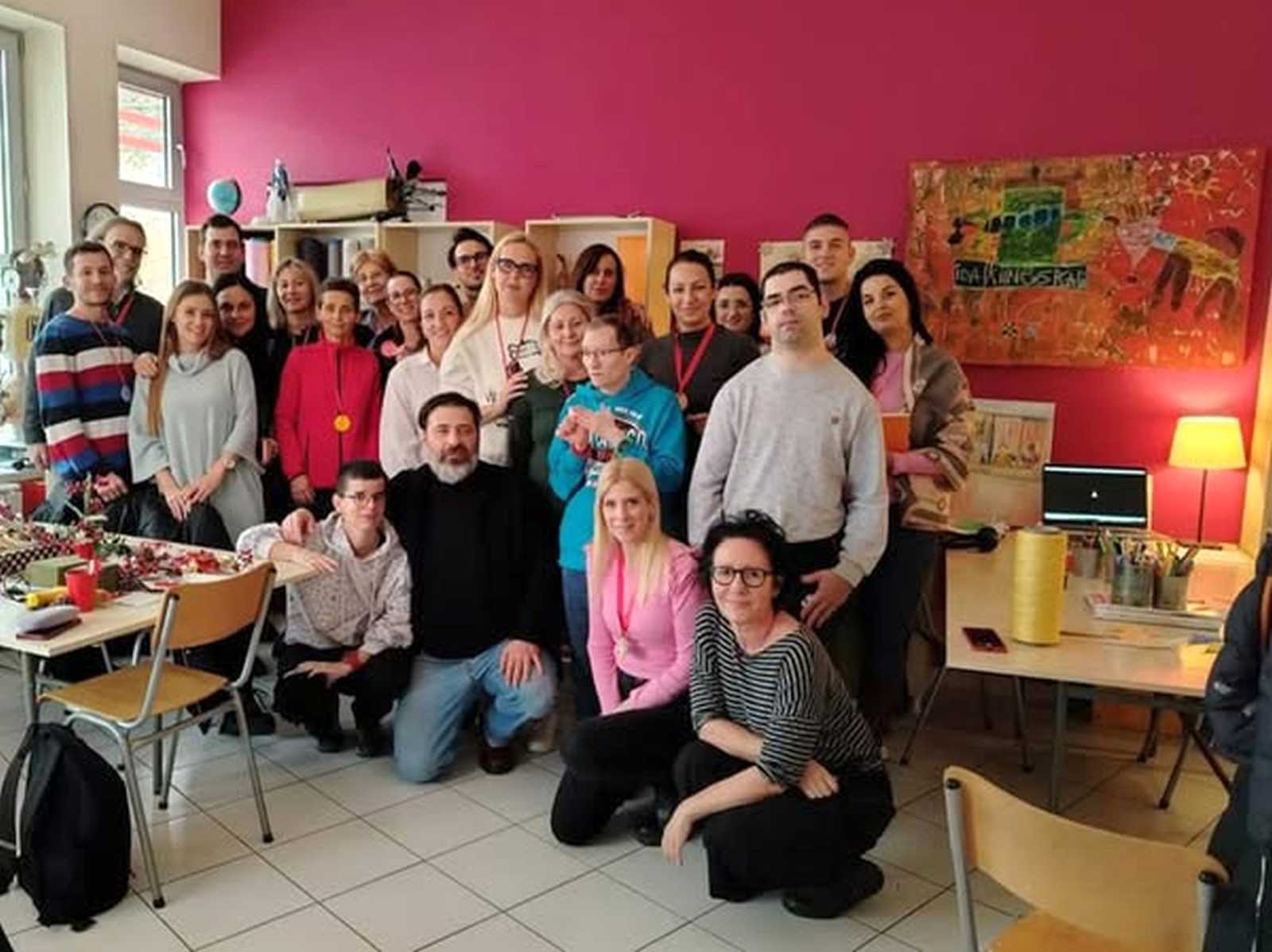 Društveno korporativno 1